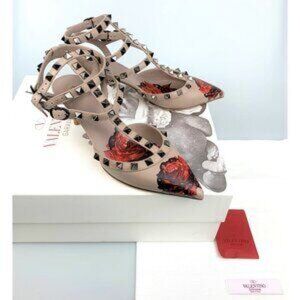 NIB Authentic Valentino Special Edition Pumps In Nude Pink
